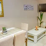 Aelia Apartment, New Port
