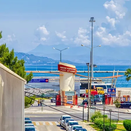 Aelia Apartment, New Port Апартаменты *